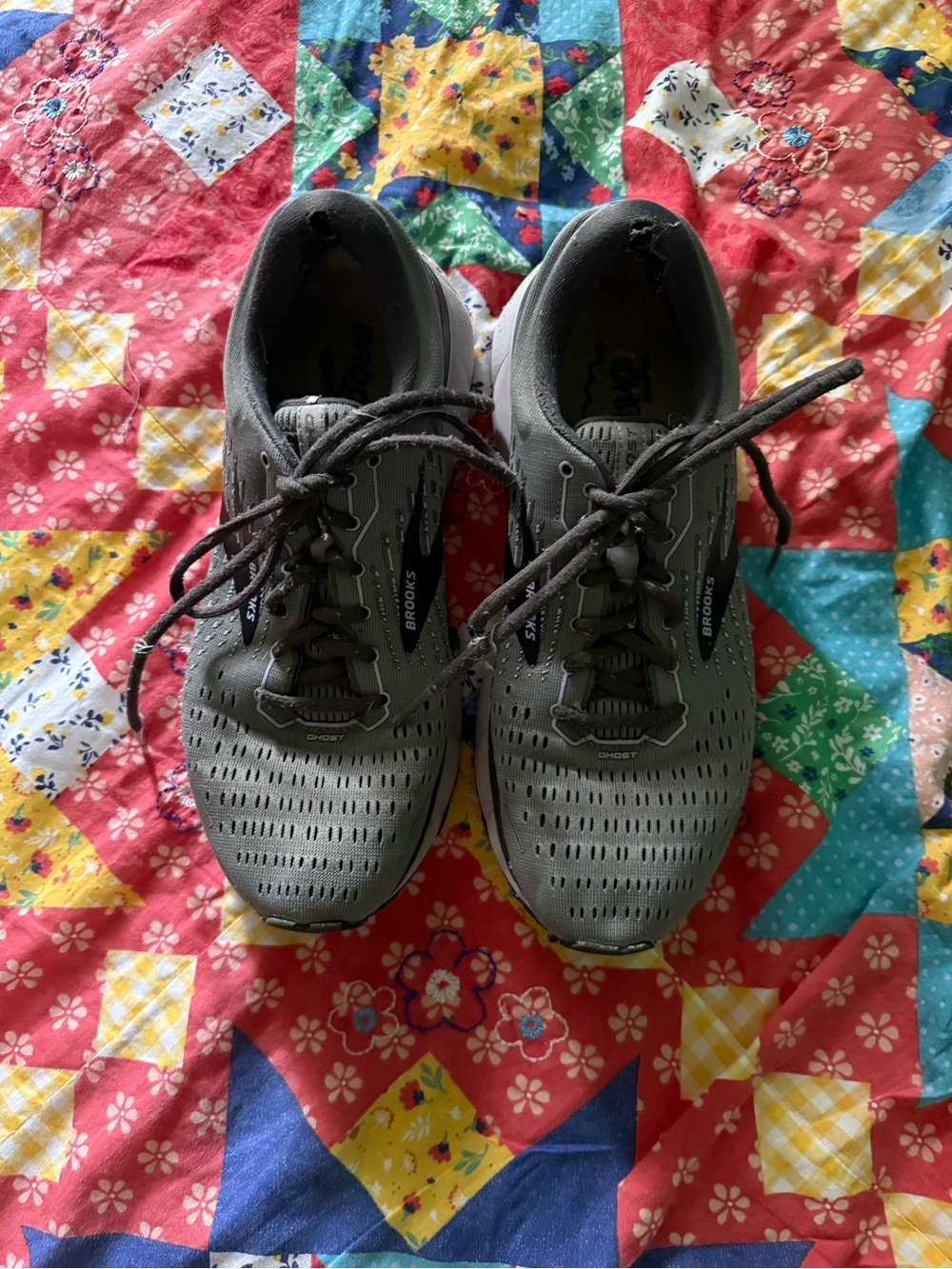 Brooks Ghost 13 Olive Gray Women's Athletic Running Shoes